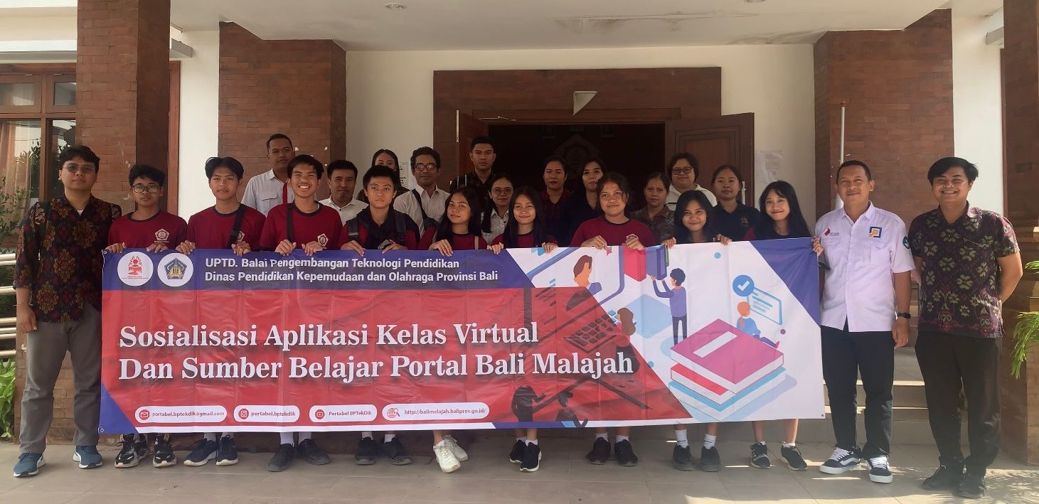 Pelaksanaan Uji Coba Aplikasi Kelas Virtual di SMAN 9 Denpasar